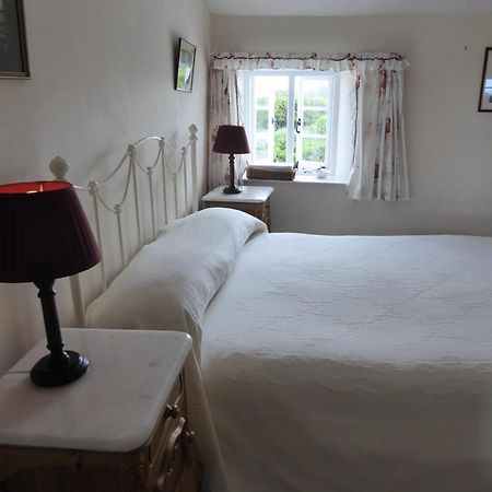 Lower Tresmorn Farmhouse Crackington Haven Bagian luar foto
