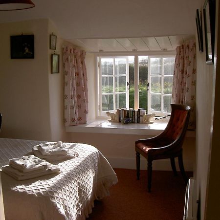 Lower Tresmorn Farmhouse Crackington Haven Bagian luar foto