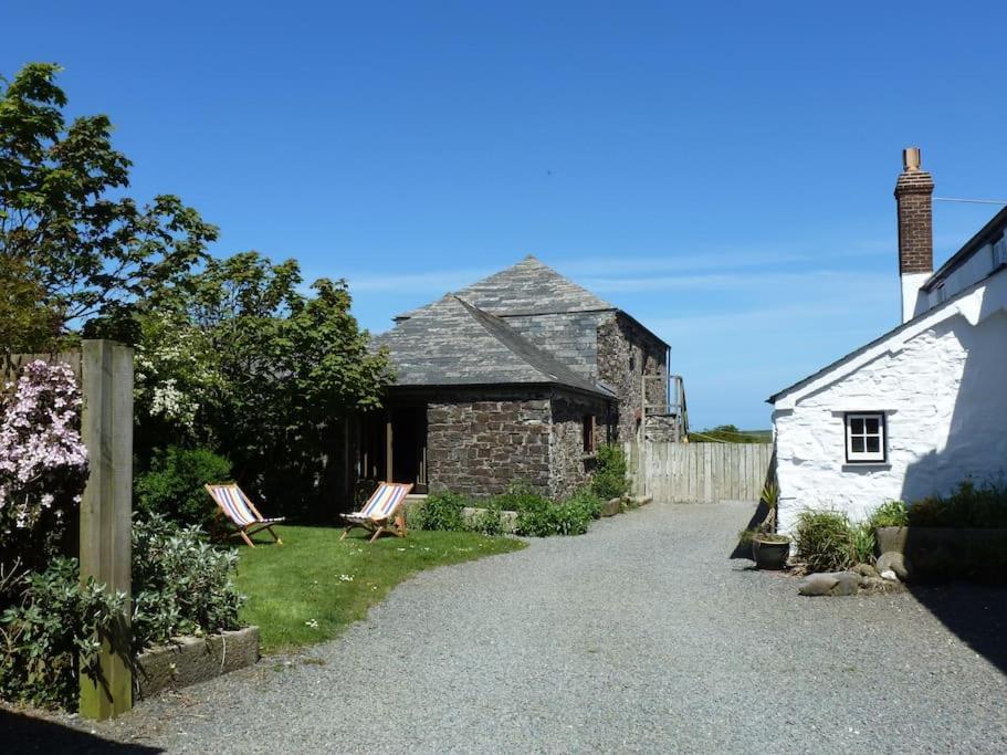 Lower Tresmorn Farmhouse Crackington Haven Bagian luar foto